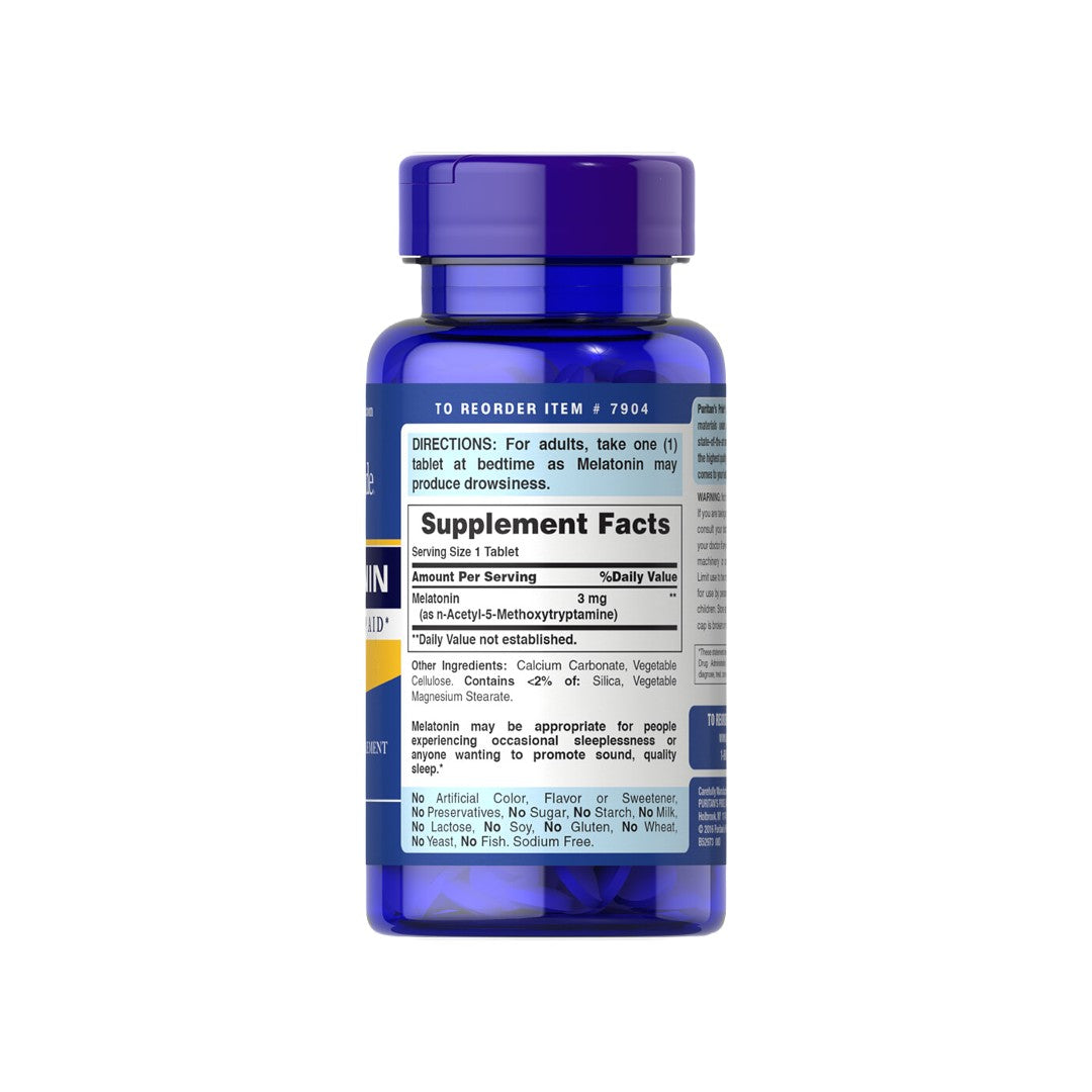 Un flacon de Melatonin 3 mg 240 Tablets supplement by Puritan's Pride.