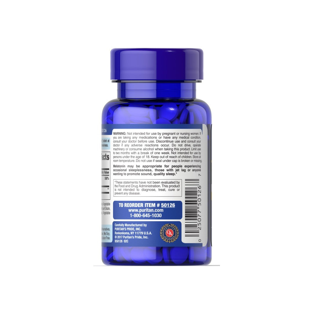 Le dos d'un flacon bleu de Puritan's Pride Melatonin 5 mg with B-6 120 Tablets Timed Release (Mélatonine 5 mg avec B-6 120 comprimés à libération programmée).