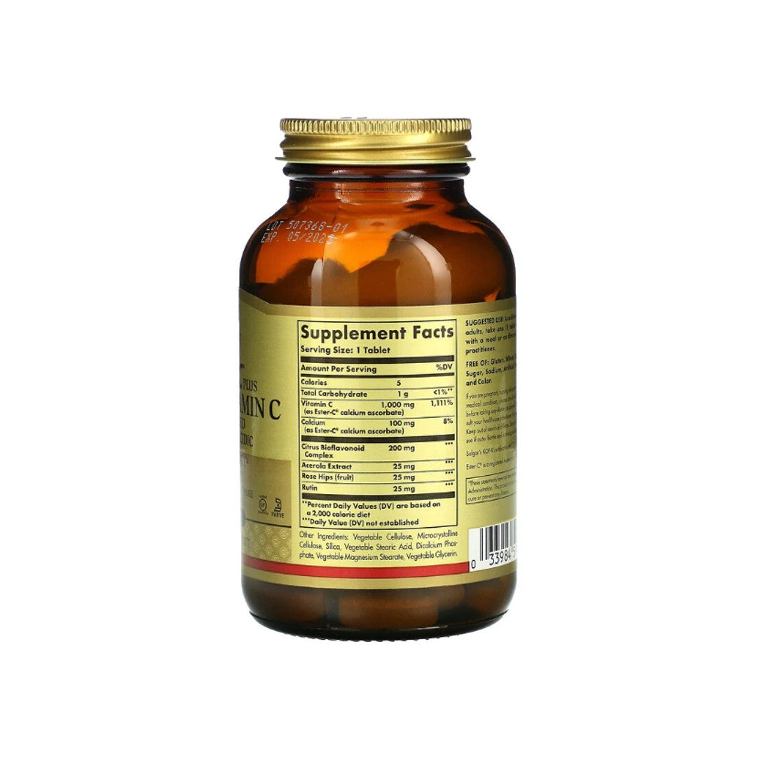 Une bouteille de Solgar Ester-C Plus 1000 mg de vitamine C 90 comprimés sur un fond blanc.